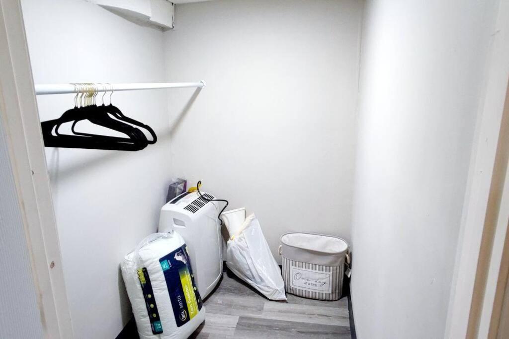 אינדיאנפוליס Spacious Suite Close To Downtown Indy/ King Bed מראה חיצוני תמונה