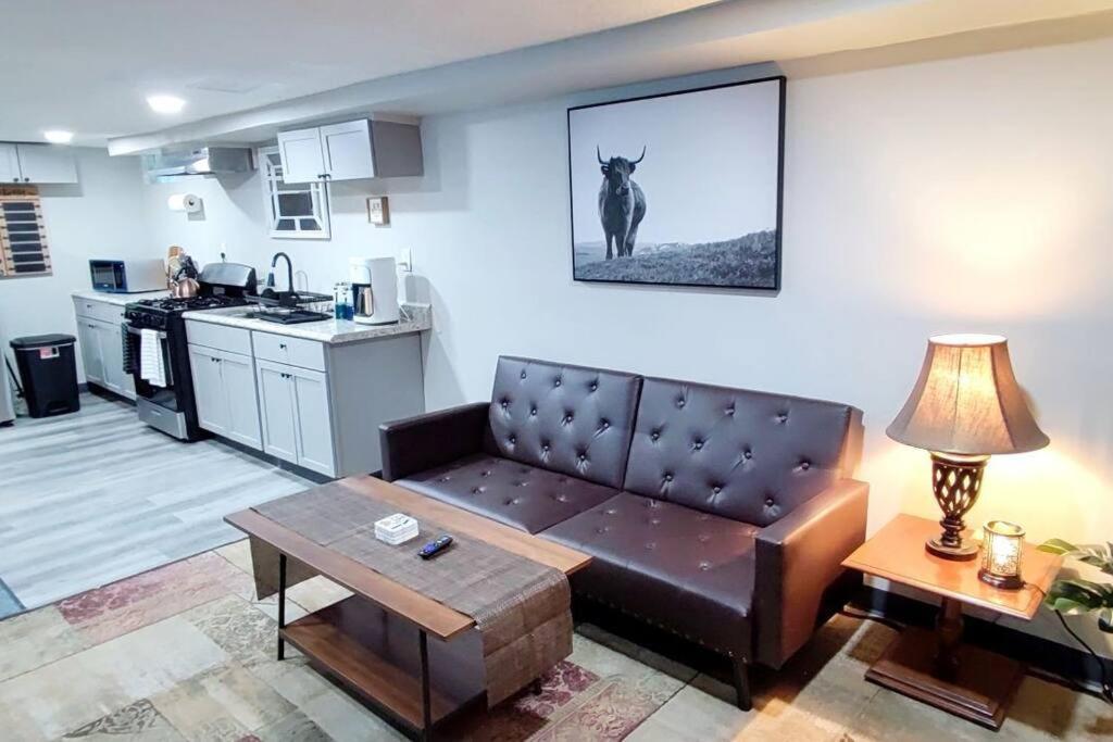 אינדיאנפוליס Spacious Suite Close To Downtown Indy/ King Bed מראה חיצוני תמונה