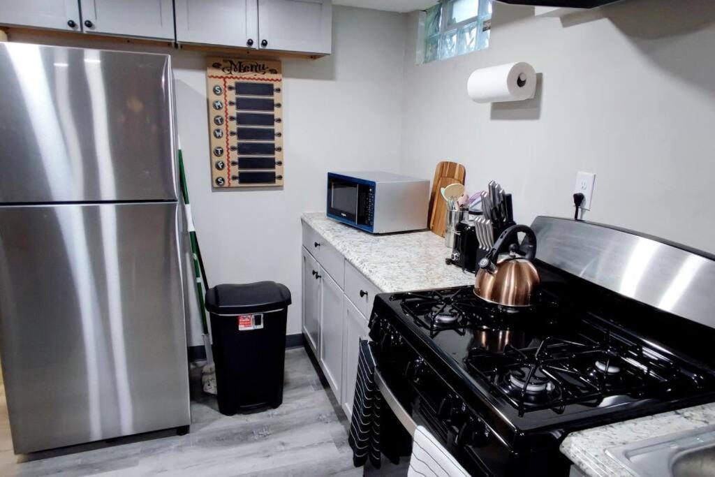 אינדיאנפוליס Spacious Suite Close To Downtown Indy/ King Bed מראה חיצוני תמונה
