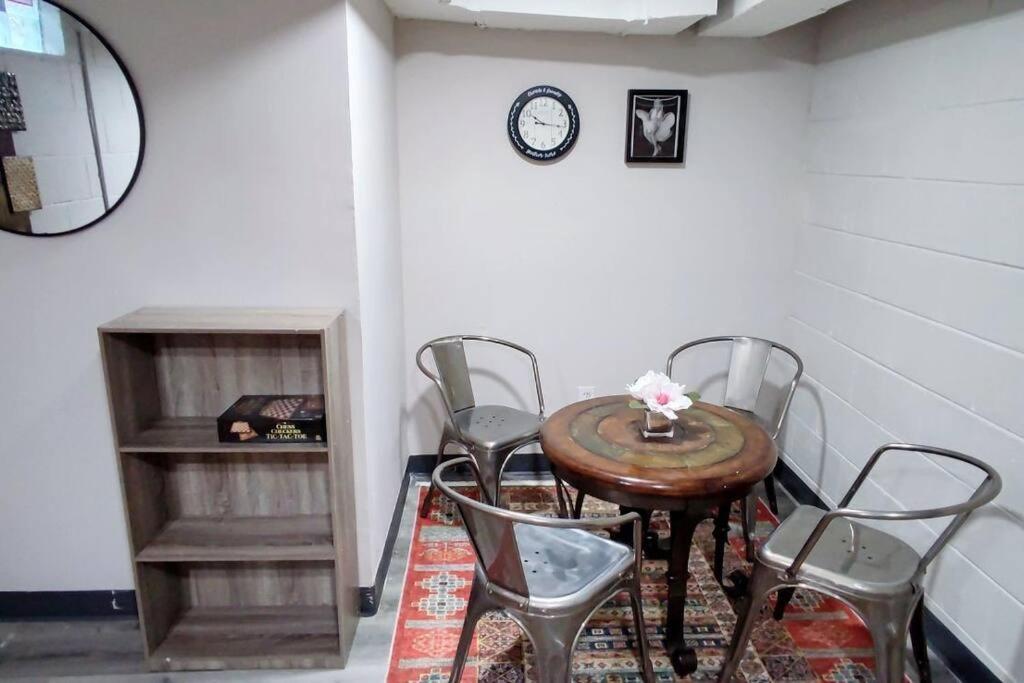 אינדיאנפוליס Spacious Suite Close To Downtown Indy/ King Bed מראה חיצוני תמונה