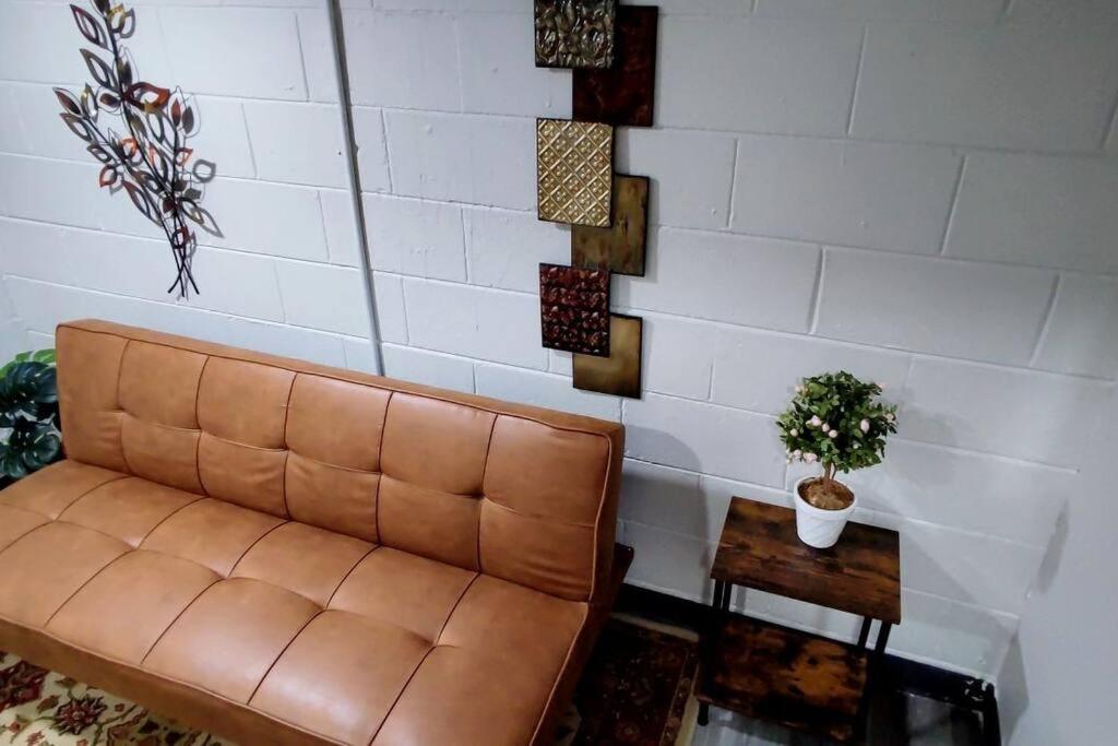 אינדיאנפוליס Spacious Suite Close To Downtown Indy/ King Bed מראה חיצוני תמונה
